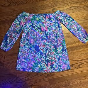 Lilly Pulitzer dress. Gently used condition. Size large.